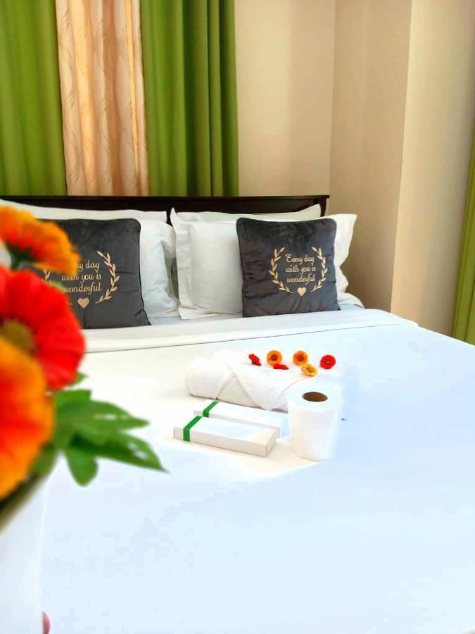 The Palm Tree Condotel Manila Airport Eksteriør billede